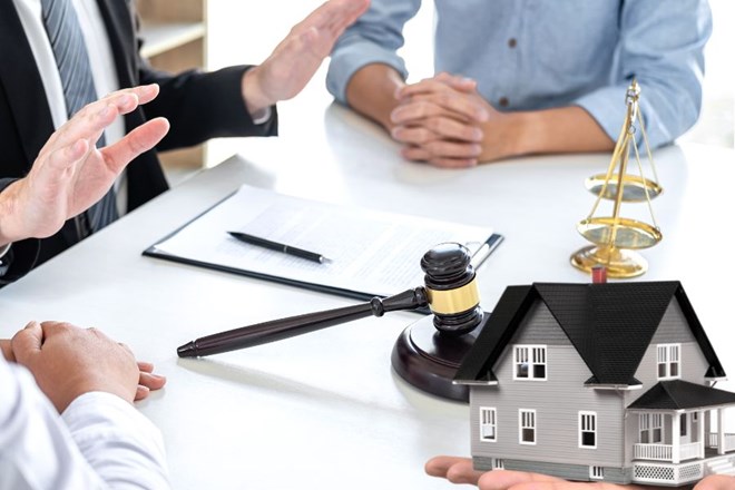 Xây nhà trên đất người khác đứng tên có bị phạt không