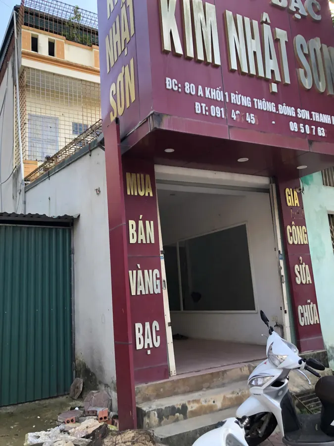 Bán nhà 3 tầng gần quốc lộ 45, thị trấn rừng thông - diện tích 50m2, kinh doanh tốt