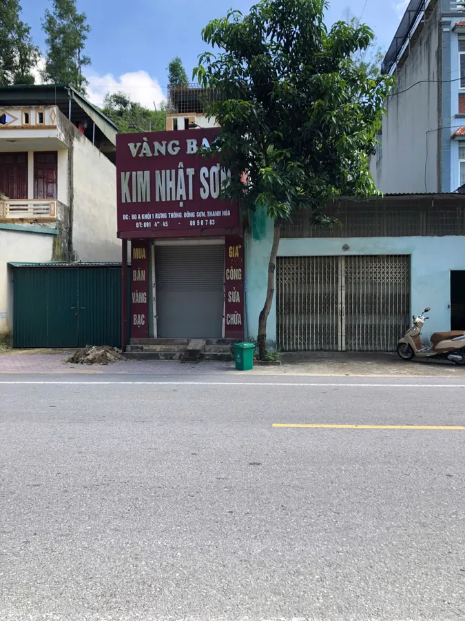 Bán nhà 3 tầng gần quốc lộ 45, thị trấn rừng thông - diện tích 50m2, kinh doanh tốt