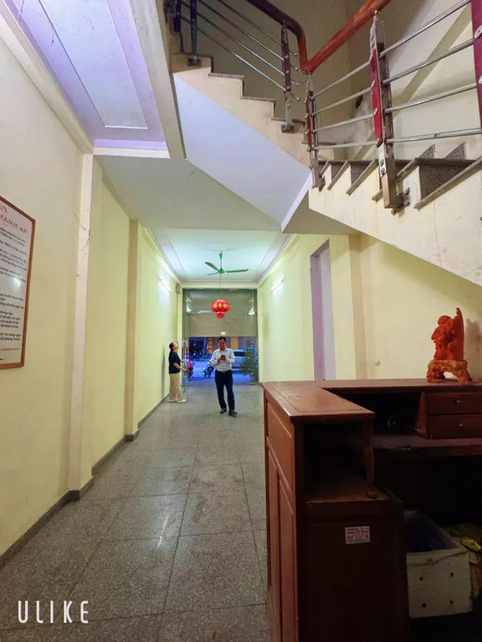 Bán nhà mặt phố Lê Lai 2 căn liền kề tổng mặt tiền 9.5m - trung tâm, kinh doanh cực đẹp