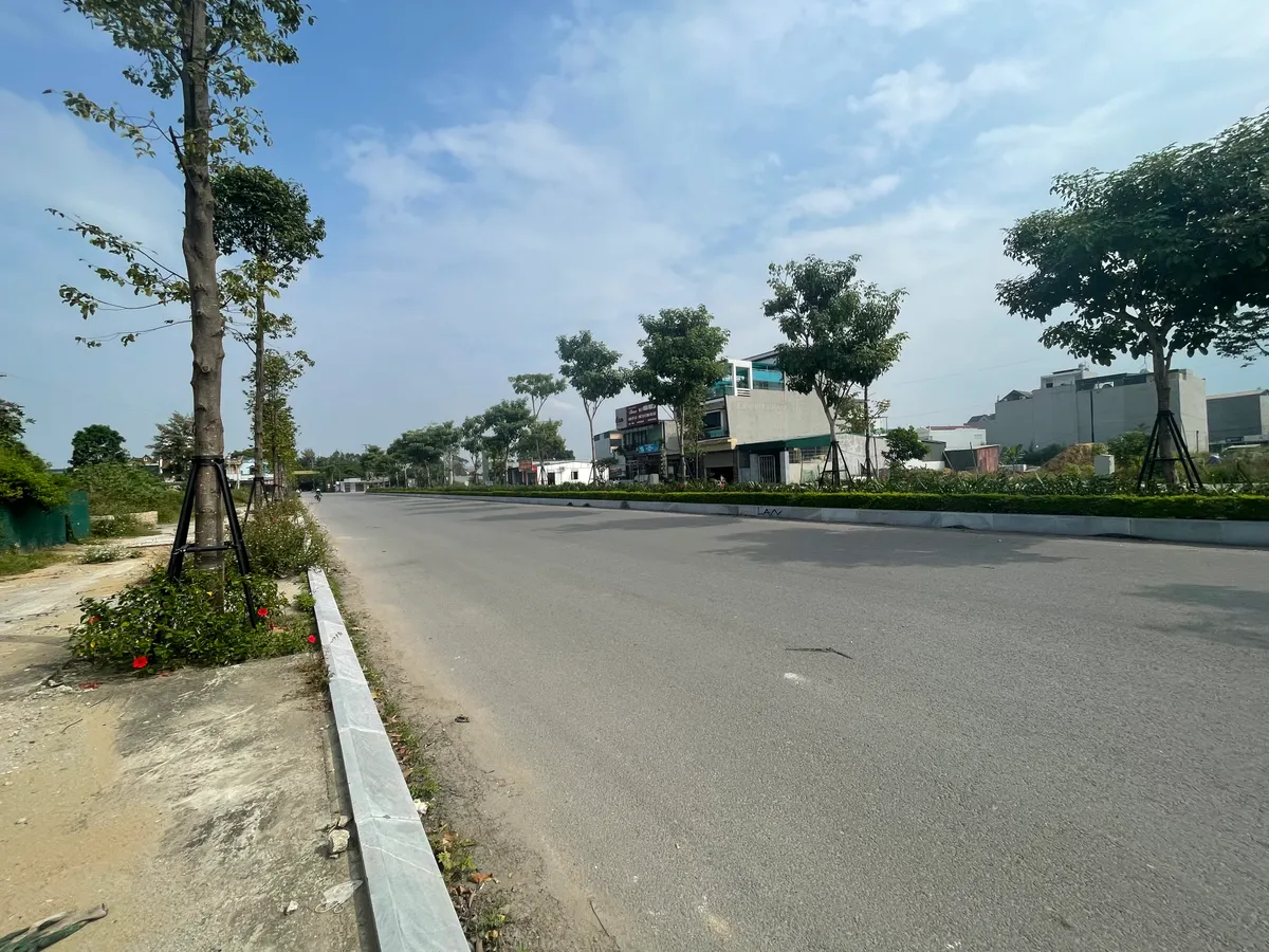 Bán 2 lô liền nhau, mặt đường đôi Nguyễn Du, Trung Sơn - Trái tim của Sầm Sơn