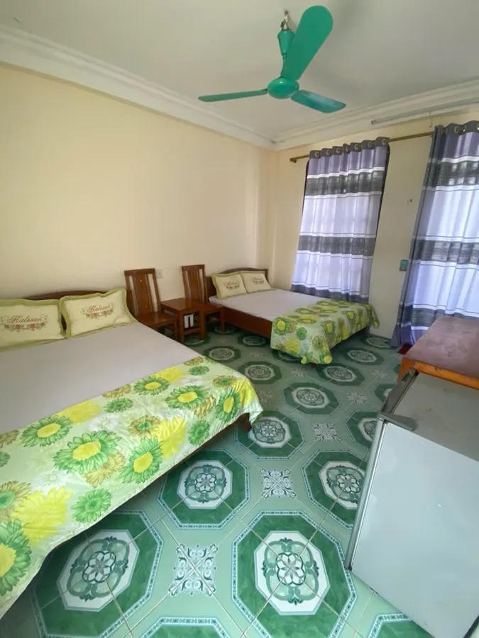 Bán nhà nghỉ 4 tầng sát biển Sầm Sơn - kinh doanh hiệu quả, dòng tiền ổn định