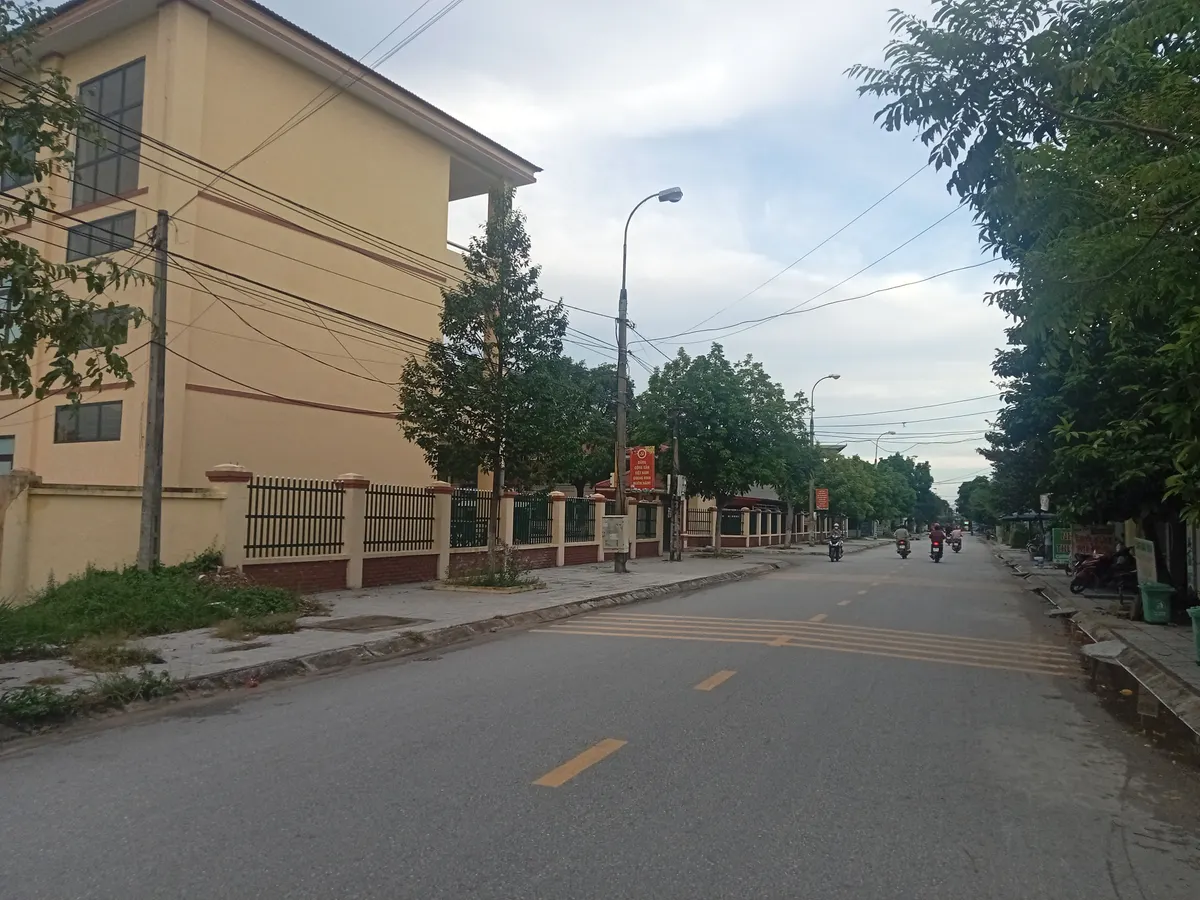 Bán đất trung tâm P. Quảng Phú, đường nhựa 2 xe tăng - chỉ 2,8 tỷ