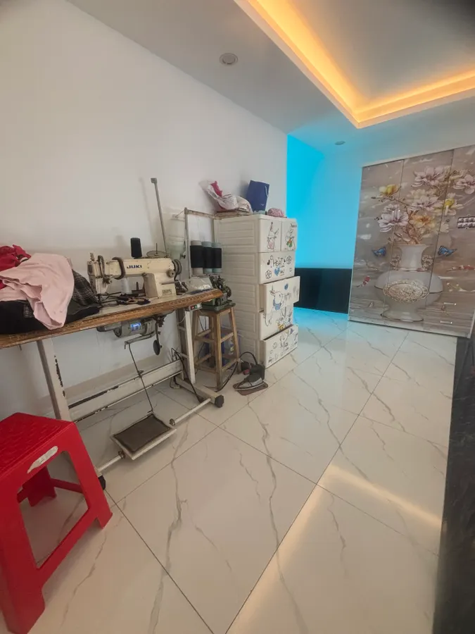 Bán nhà 2 tầng, gần MB vườn bia Phú Sơn - ô tô đỗ cửa chỉ 2,4 tỷ