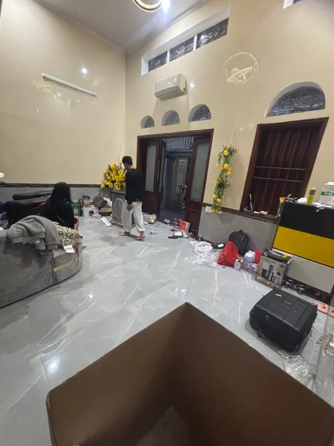 Bán nhà 2 tầng 103m² mặt tiền 5.9m - trung tâm P.Hạc Thành, trong ngõ đường Tống Duy Tân