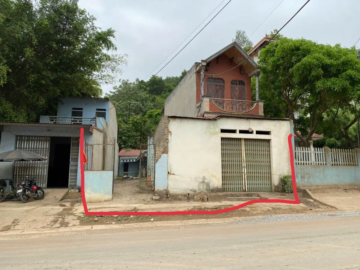 Nhà mặt phố 11m trung tâm thị trấn Kim Tân, Thạch Thành