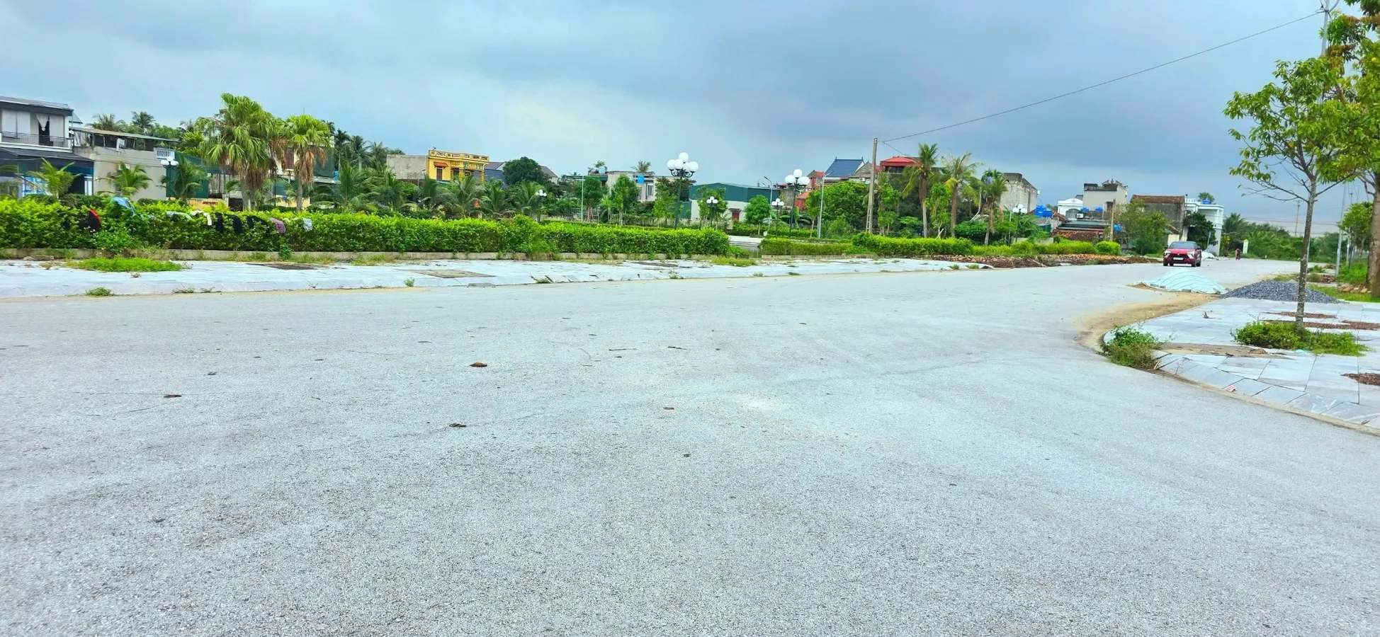 Bán lô góc 2 mặt tiền mbqh 12 Hoàng Lộc - vị trí đẹp, tiềm năng sinh lời cao