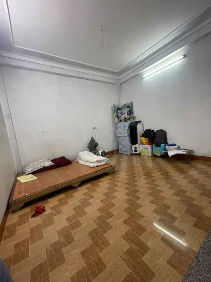 Bán nhà 2 tầng 1 tum trục Tân Nam - Nam Ngạn, đường 12m, vỉa hè rộng, giá chỉ hơn 2 tỷ