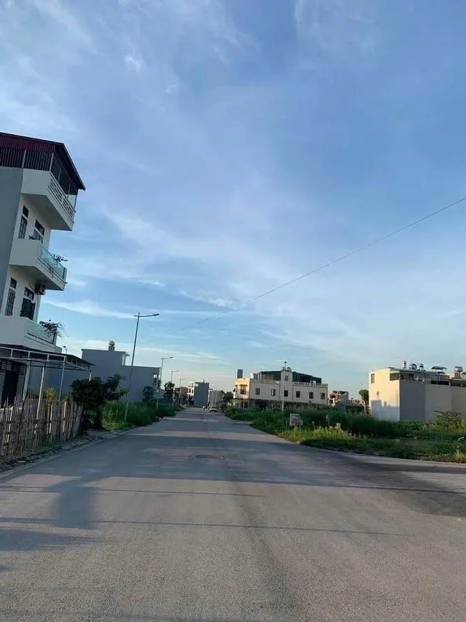 Bán lô đất vuông 137m² mặt tiền 5,5m - trung tâm xã Đông Tiến, huyện đông sơn - giá chỉ nhỉnh 1 tỷ