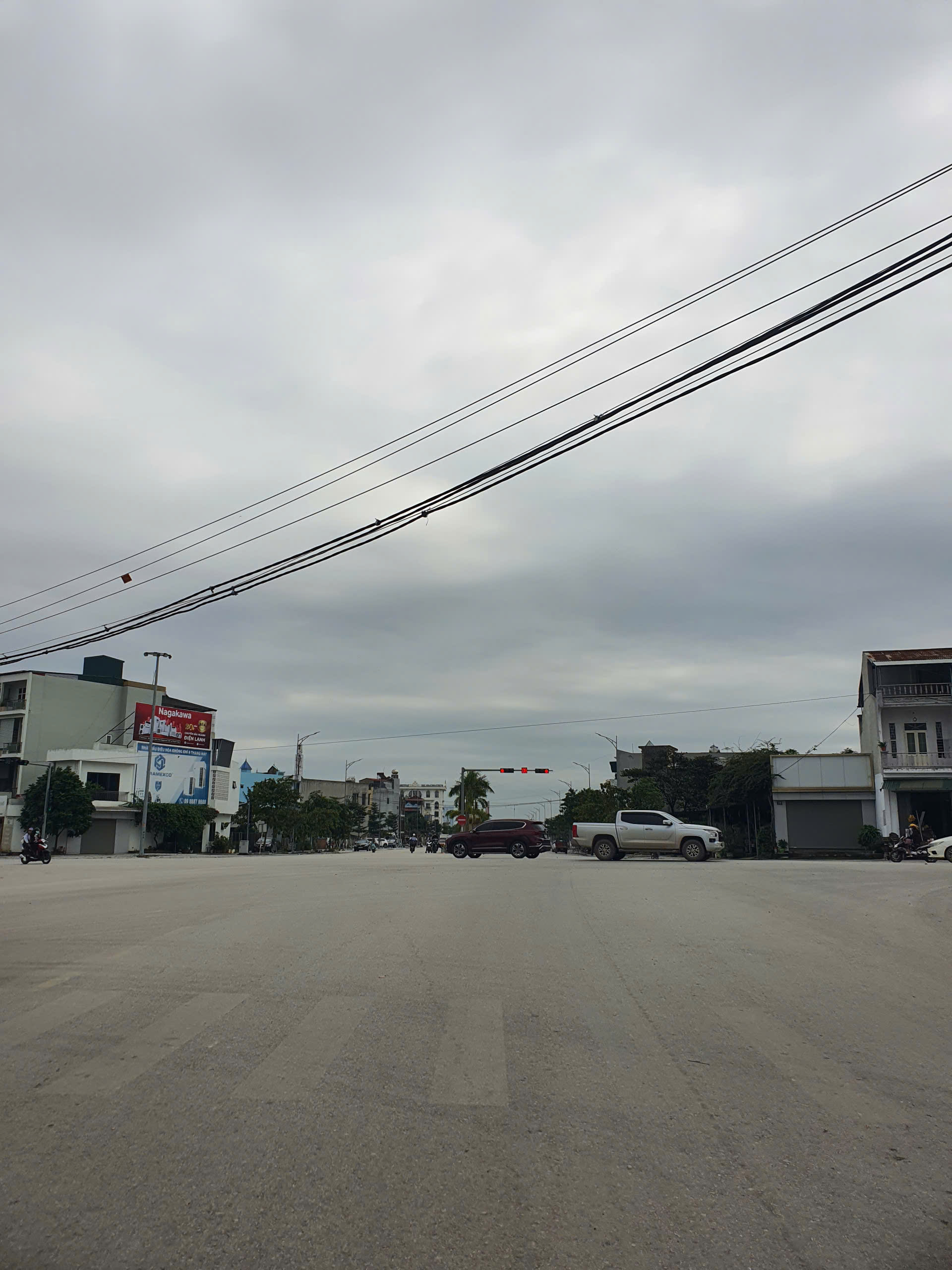 Nhà 2 tầng mặt tiền 9m trục chính Nguyễn Trãi - trung tâm tp Thanh Hóa