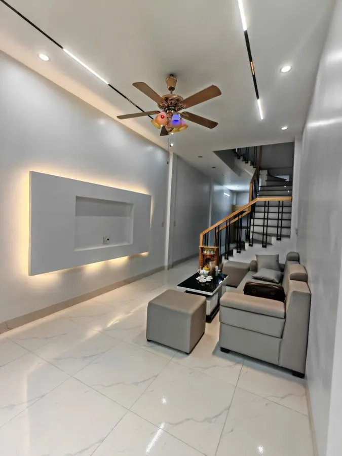 Bán nhà 3 tầng gần trường Đông Thọ - 45m², đường ô tô, chỉ hơn 2 tỷ