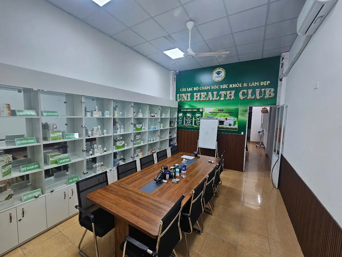 Nhà 3 tầng 80m² mặt phố Dương Đình Nghệ - dòng tiền 20 triệu/tháng | vị trí kinh doanh đắc địa