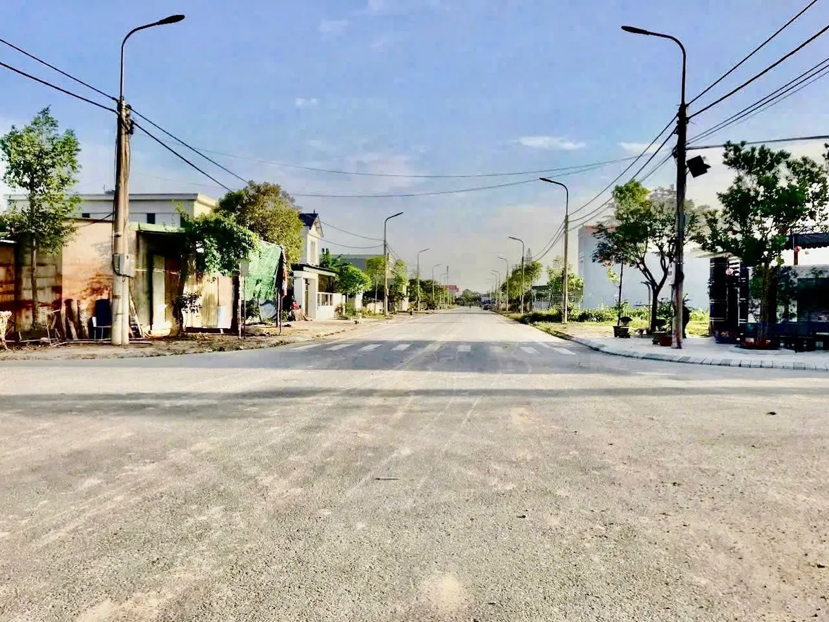 Bán lô đất đầu ve d14 mbqh 2742 gần trung tâm hành chính Rừng Thông Đông Sơn