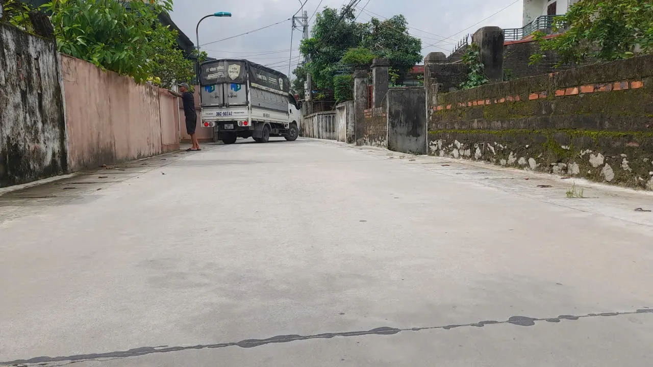 Bán lô đất phố quyết thắng gần bến xe hoa dũng - 100m², mặt tiền 5m, đường ô tô tránh