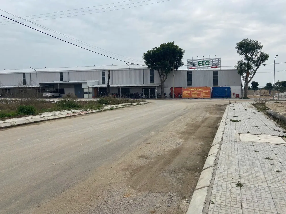 Bán lô đất mb 115 quảng trạch gần linh kì mộc - 125m², mặt tiền 5m, vỉa hè 3m