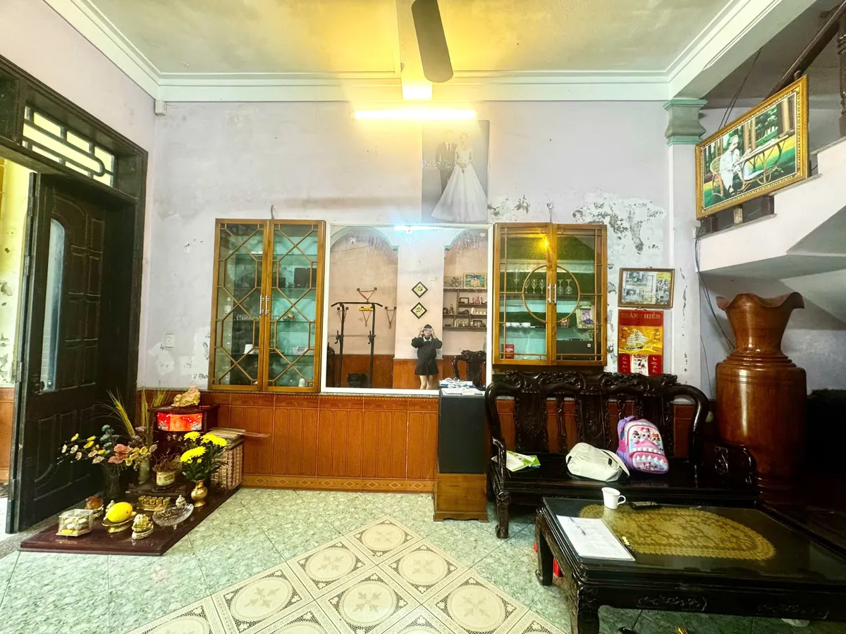 Bán nhà 2 tầng 150m² - ngõ ô tô cạnh chợ Lưu Vệ, mặt tiền 5m