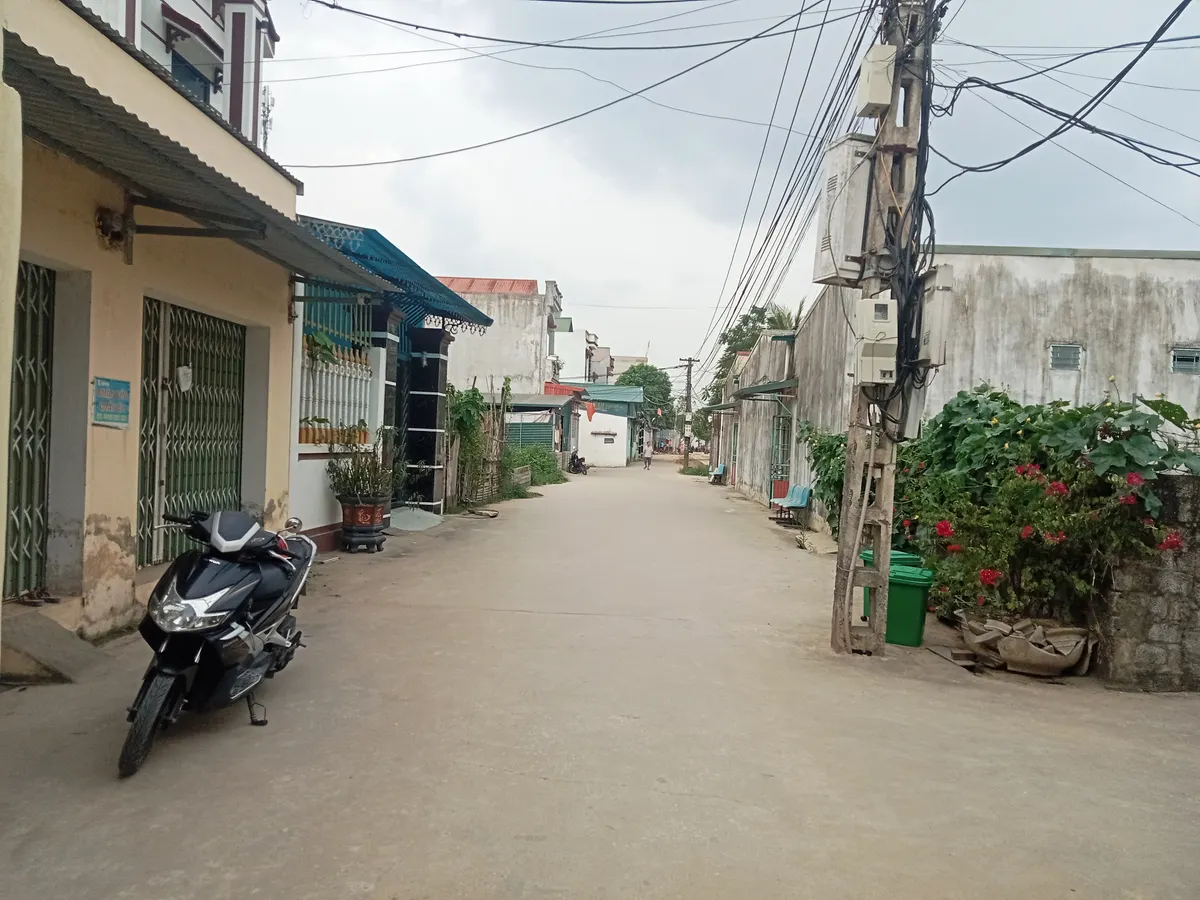 Bán lô đất hai mặt tiền khu công nghiệp Hoàng Long - 90m², mặt tiền 5m, giá chỉ 1.2 tỷ