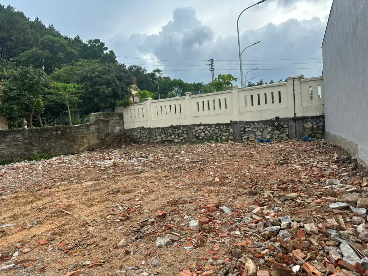 Bán đất phường Đông Tiến, Đông Lĩnh cũ siêu rộng 240m2 mặt tiền 15m giá mềm