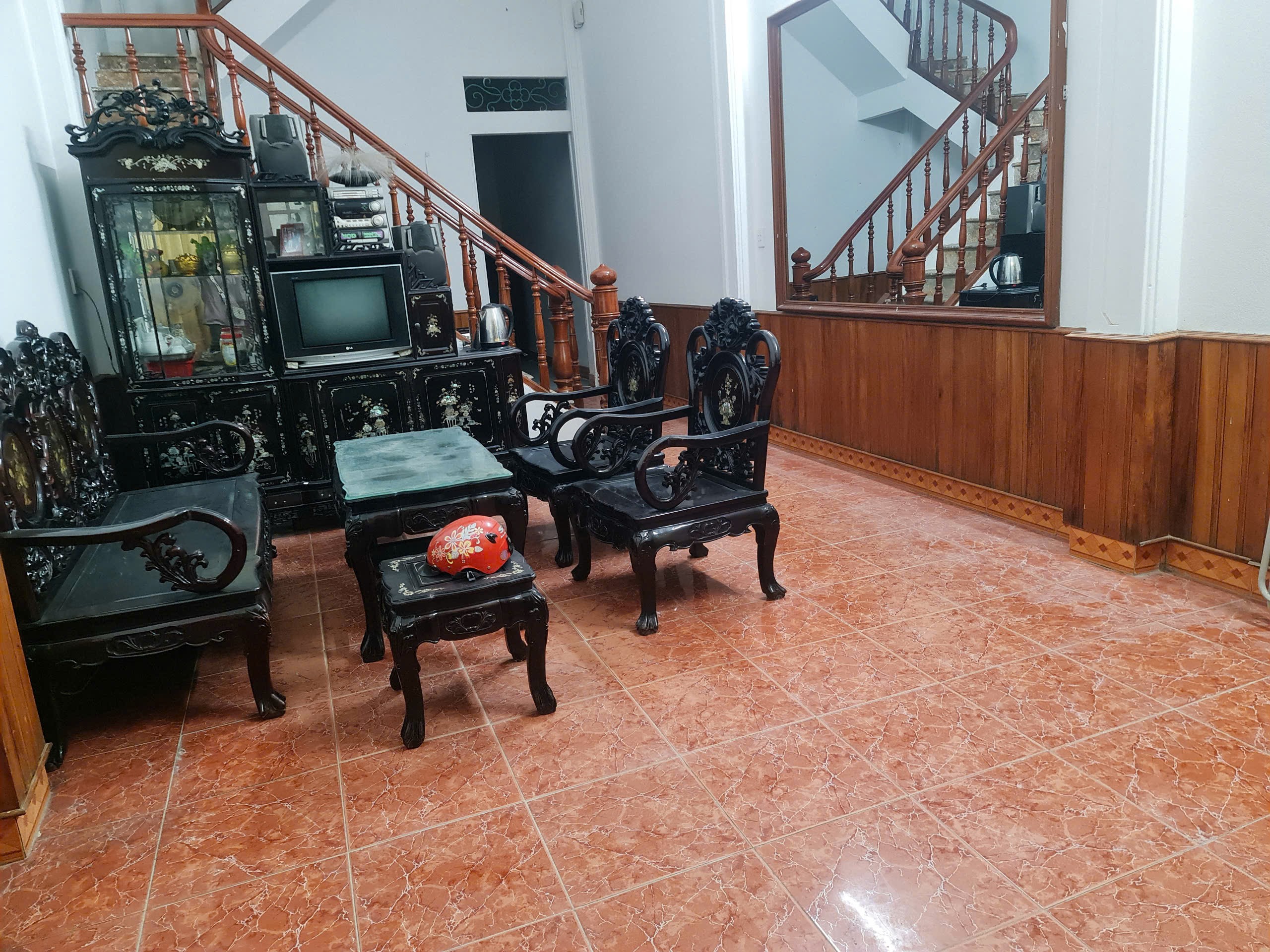 Cho thuê nhà 3 tầng, Quang Trung 2, Đông Vệ, TP Thanh Hoá