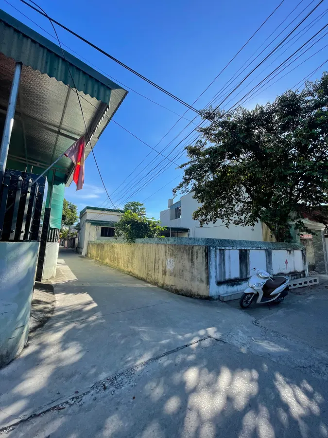 Bán lô đất tặng nhà cấp 4 tại Đông Tân - 158m2 mặt tiền 6,6m