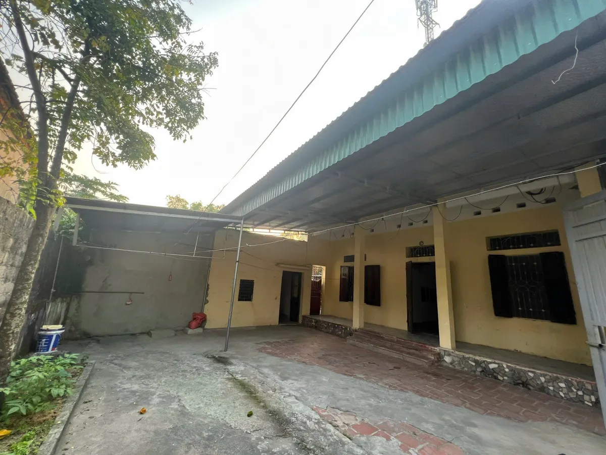 Bán lô đất tặng nhà cấp 4 tại Đông Tân - 158m2 mặt tiền 6,6m