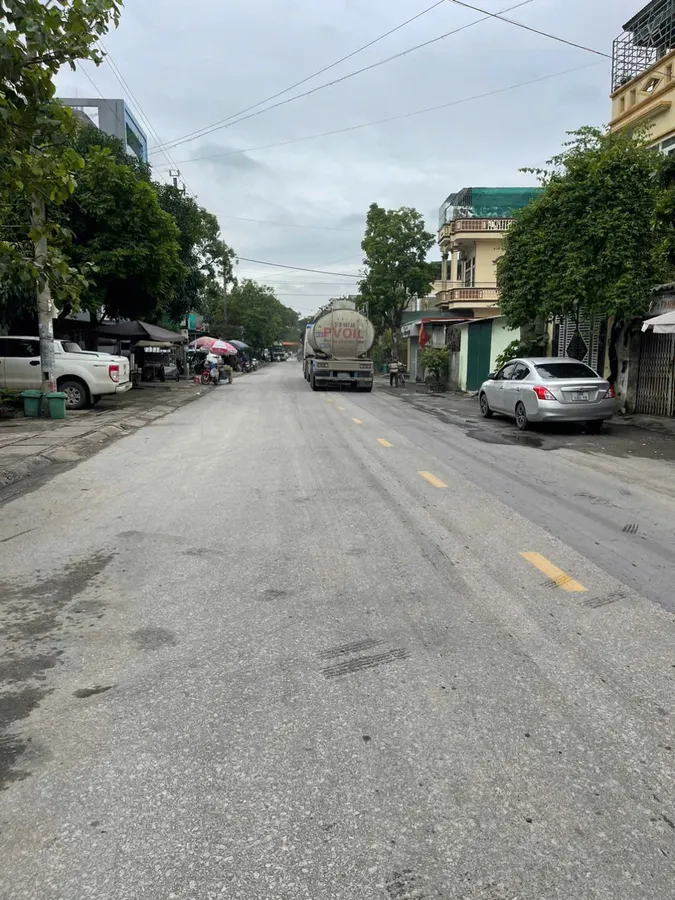 Bán lô đất 2 mặt tiền ở Đông Thọ - gần sân Pickleball Hạc Thành, giá chỉ hơn 2 tỷ