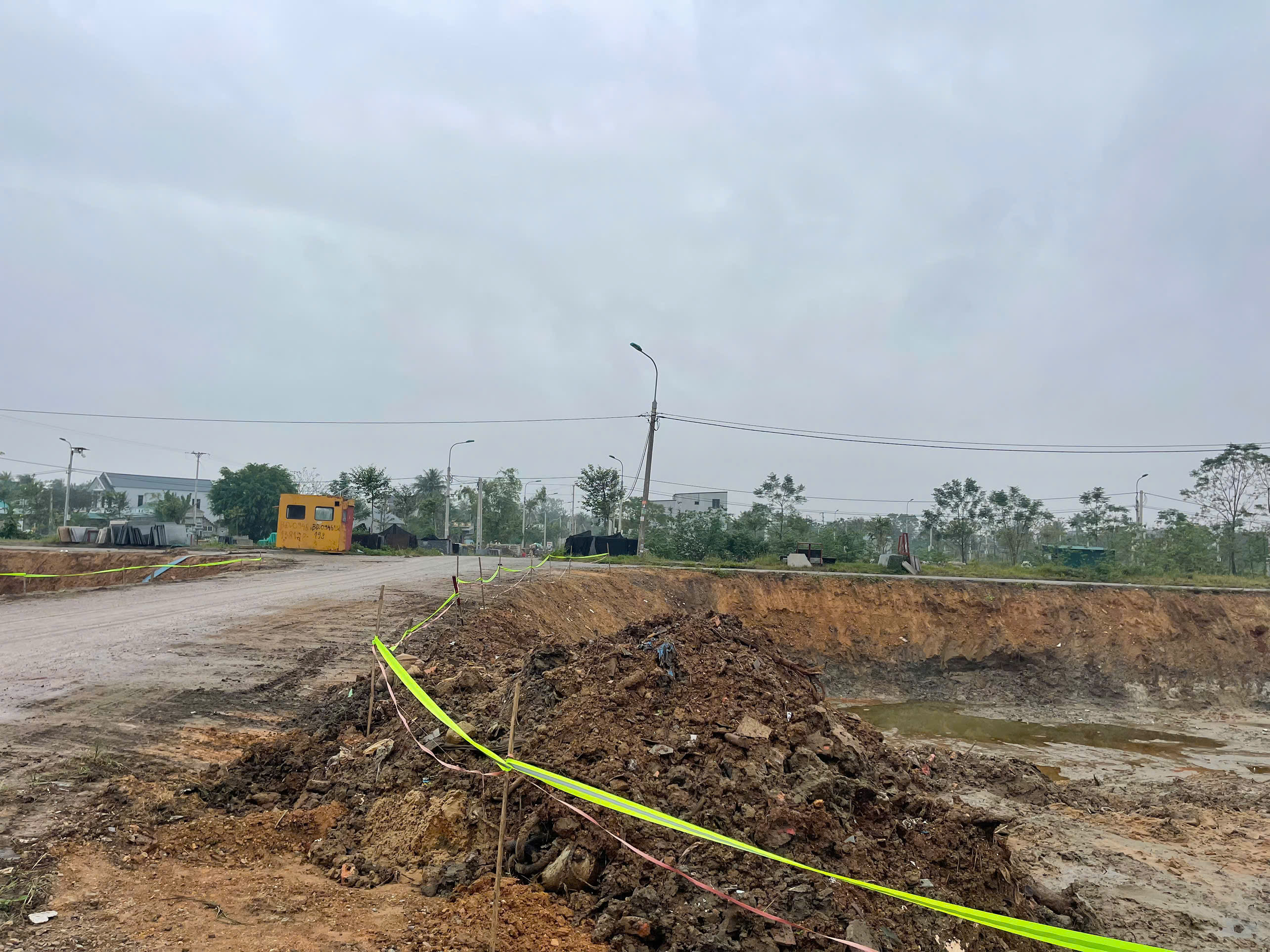 Bán lô đất trục chính mb 8197 Quảng Phú - vị trí sáng giá, sinh lời cao