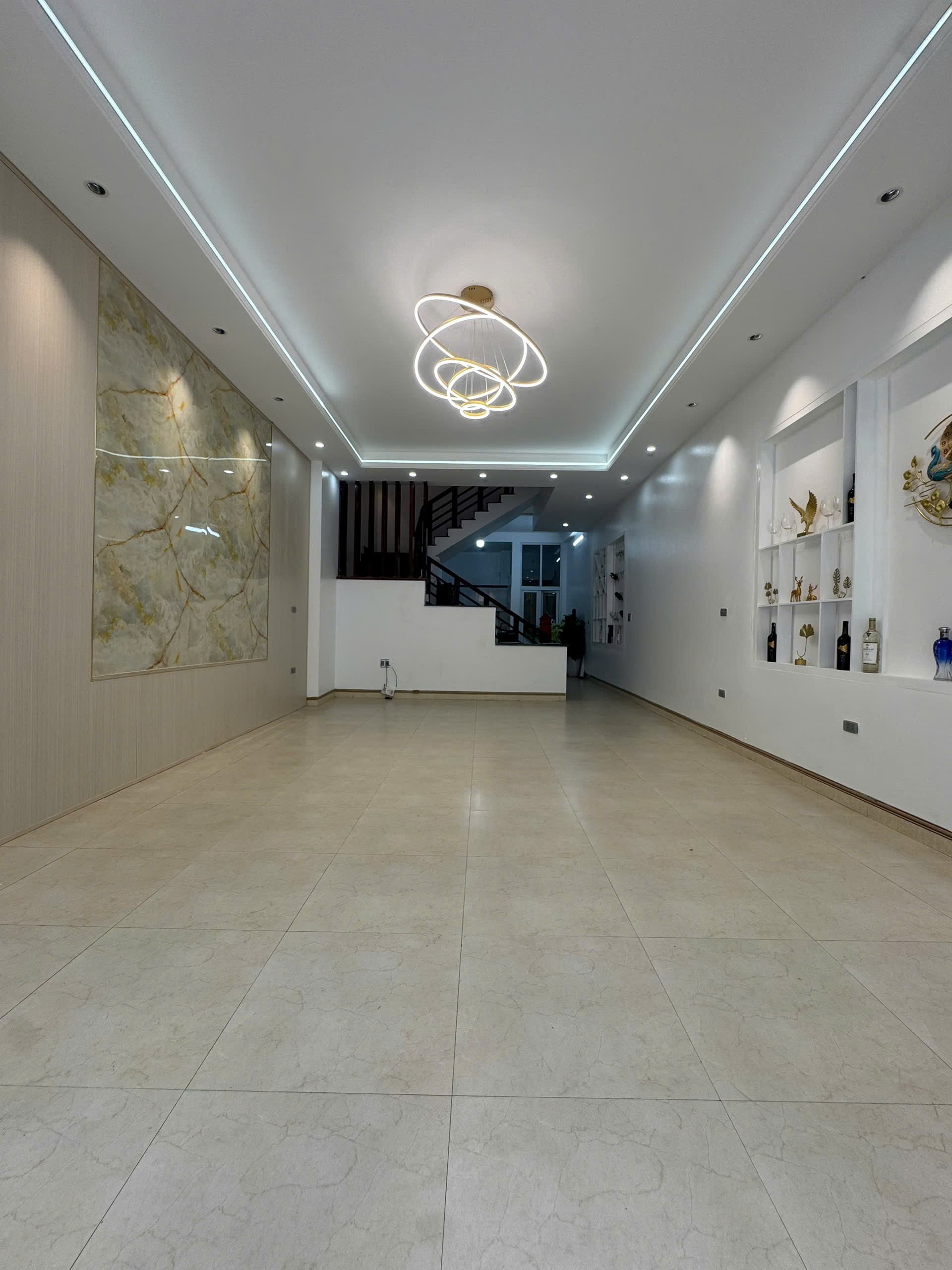 Nhà đẹp Thanh Hóa 4 tầng - MB 530 Đông vệ (Hạc Thành)