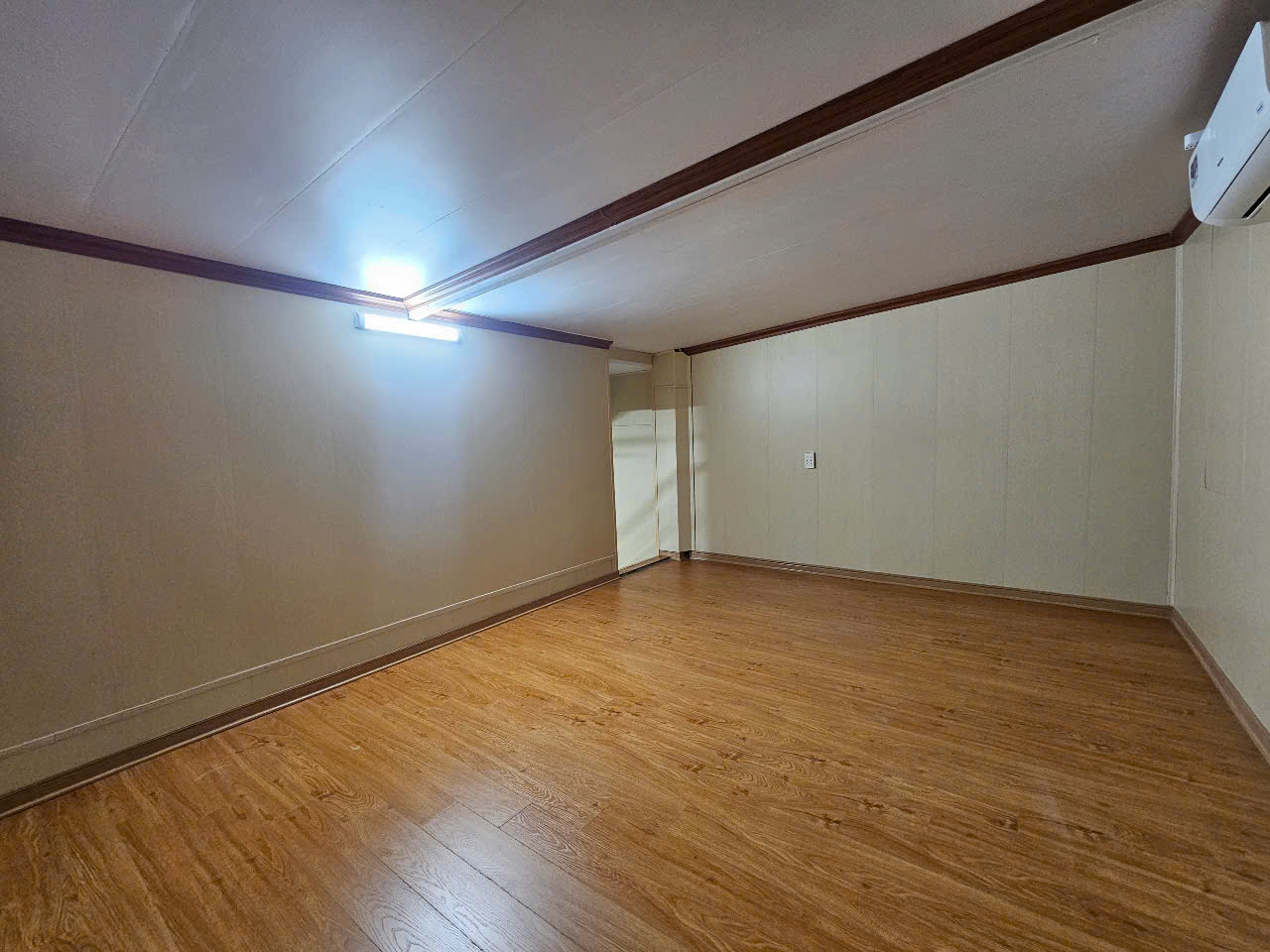 Bán nhà đẹp mới tinh thơm mùi sơn tại Đông Tác - đông thọ - gần BV Hợp Lực, chỉ 1,9 tỷ