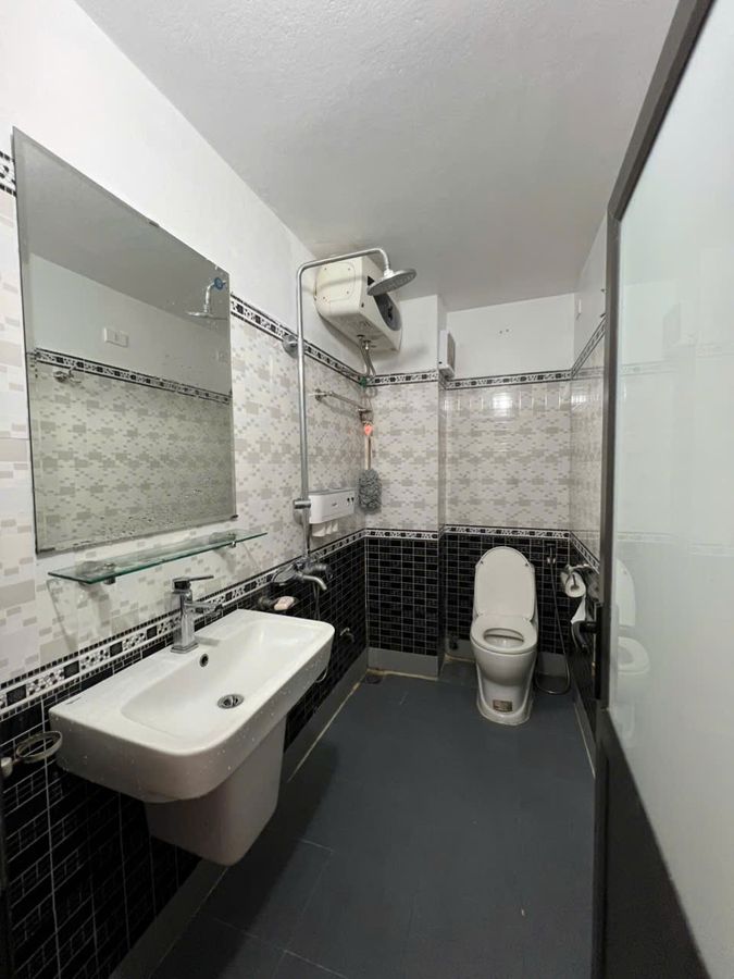 Bán nhà 3 tầng đầu ve phường hạc thành - diện tích 108m², mt 5,3m - giá tốt