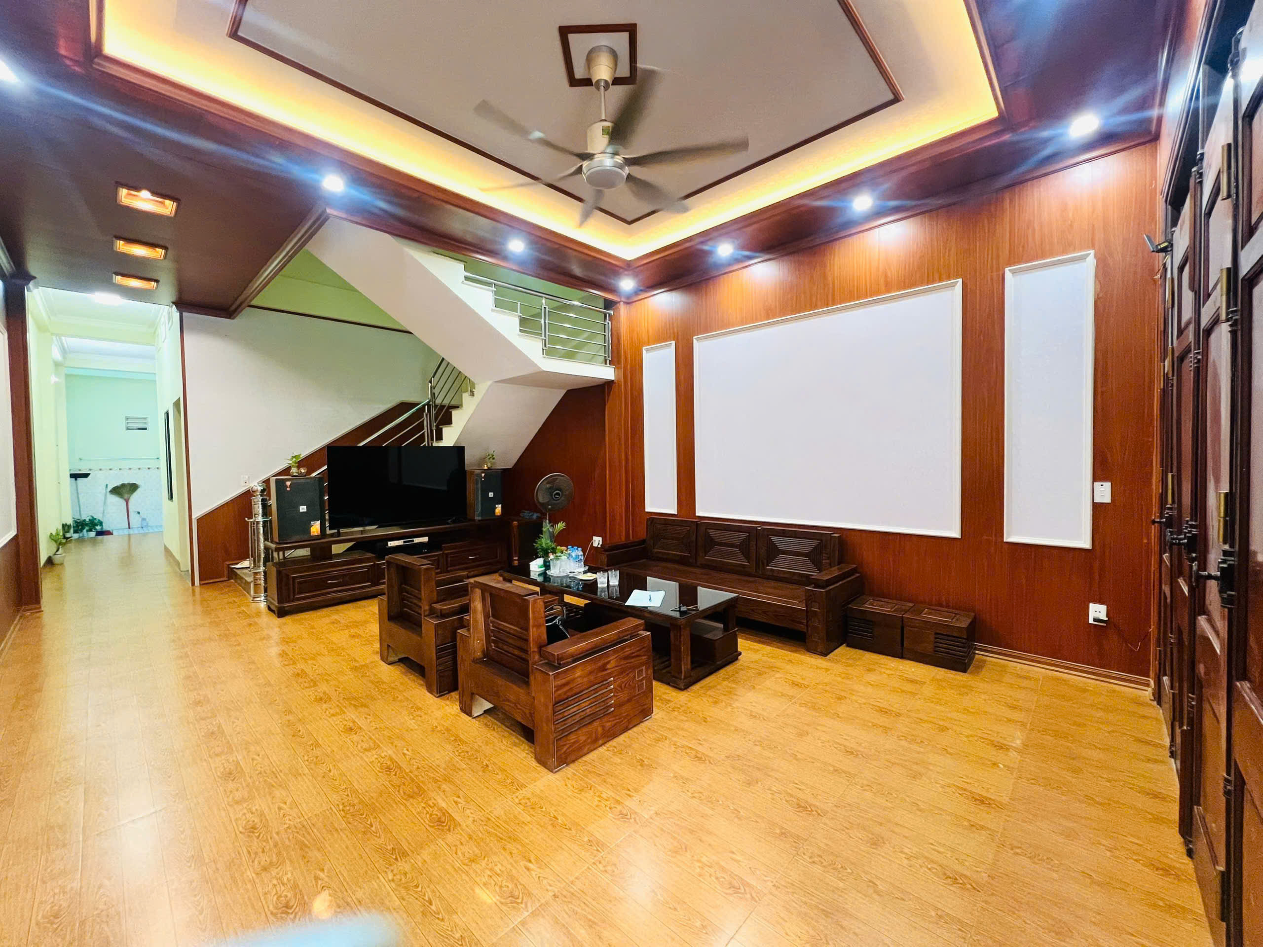 Bán nhà 3 tầng mbqh 1245 Đông Thọ - 83m², áp ve thoáng, trung tâm tp Thanh Hóa