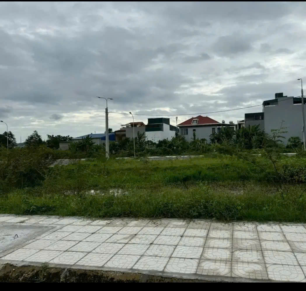 Bán lô đất đẹp mb 73 Phú Sơn - Hạc Thành, 72,5m², mặt tiền 5m, vị trí vàng trung tâm