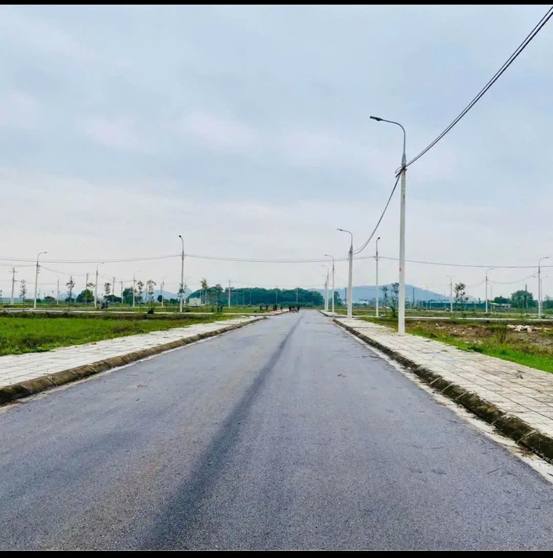 Bán lô đất đẹp mb 73 Phú Sơn - Hạc Thành, 72,5m², mặt tiền 5m, vị trí vàng trung tâm