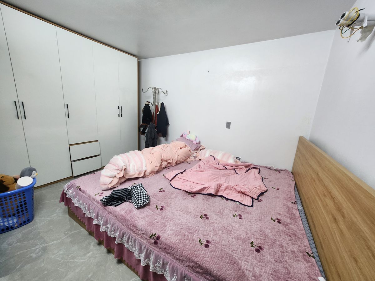 Nhà 2 mặt tiền phố Quan Sơn 69m², 1 tầng 1 gác lửng, ô tô quay đầu trước nhà, giá 1tỷ9xx