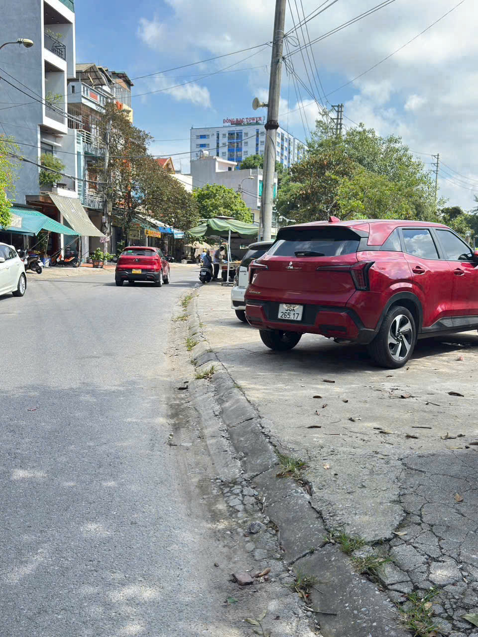 Bán lô đất 70m² phường Hạc Thành - mặt tiền 6,2m - đường thông tứ phía