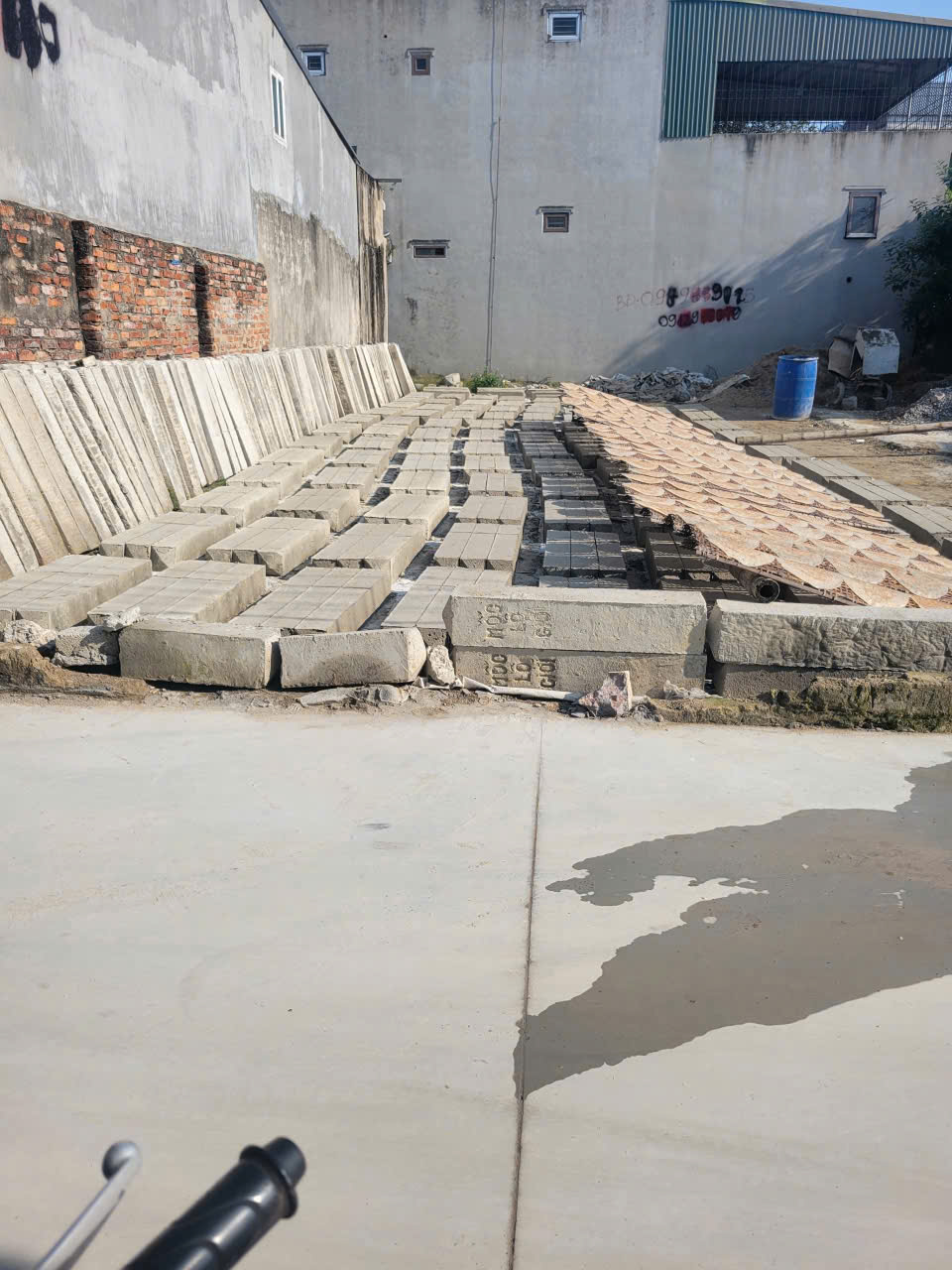 Bán lô đất 120m2 phố Quyết Thắng Quảng Thịnh, mặt tiền 6m, đường ô tô thông