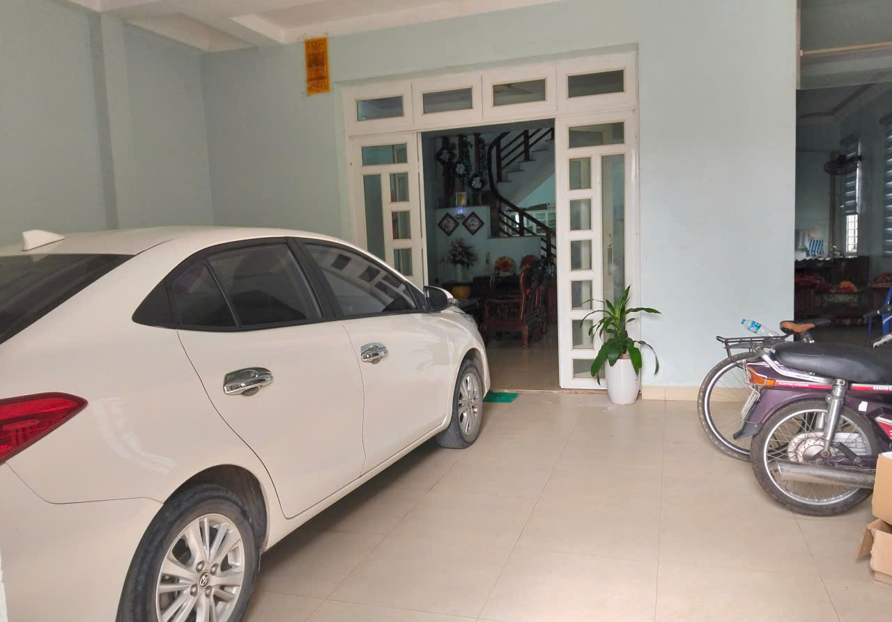 Bán nhà 4 tầng lô góc 2 mặt tiền khu đô thị An Hoạch, 132m2, mặt tiền 8,5m, giá 9,1 tỷ