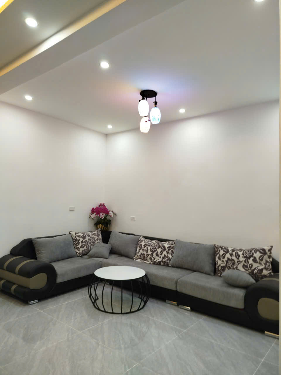 Bán nhà 2 tầng gần đường thành thái phường Đông Thọ, đường rộng hai xe tránh, diện tích 80m²