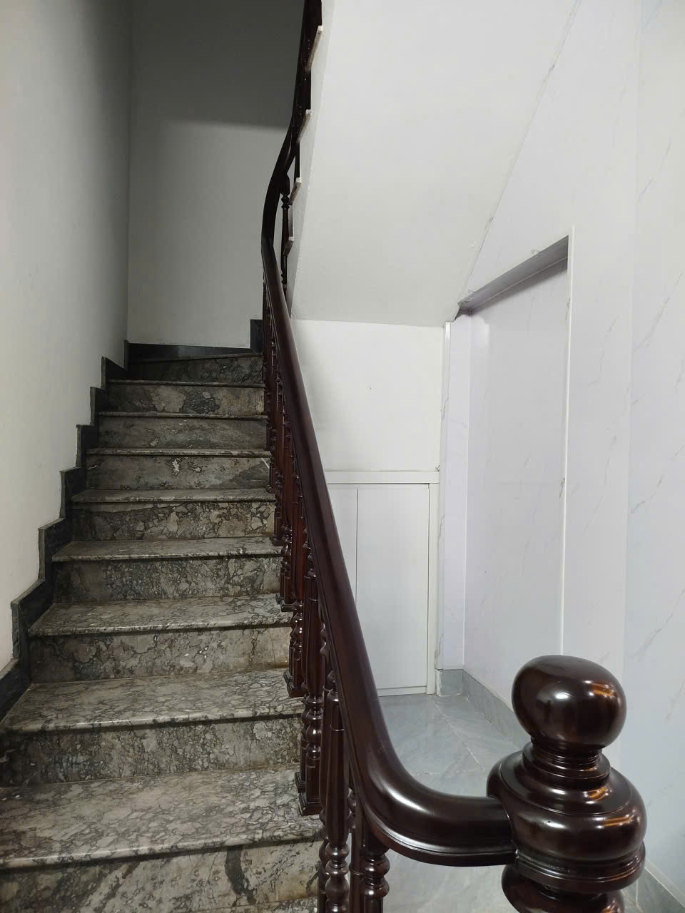 Bán nhà 2 tầng gần đường thành thái phường Đông Thọ, đường rộng hai xe tránh, diện tích 80m²