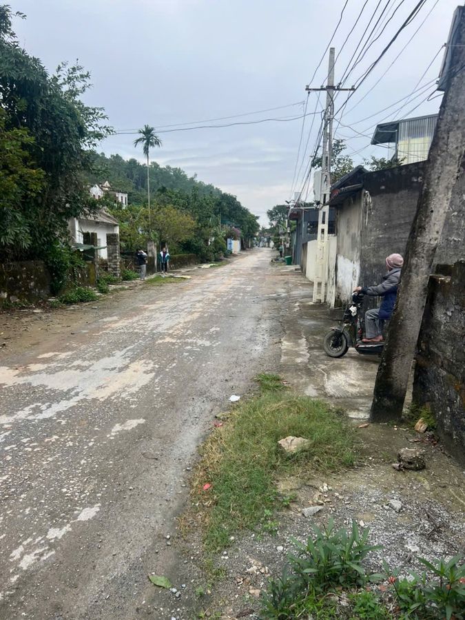 Bán đất diện tích lớn Đông Tiến 535m2 mặt tiền 14,79m khu dân cư yên tĩnh