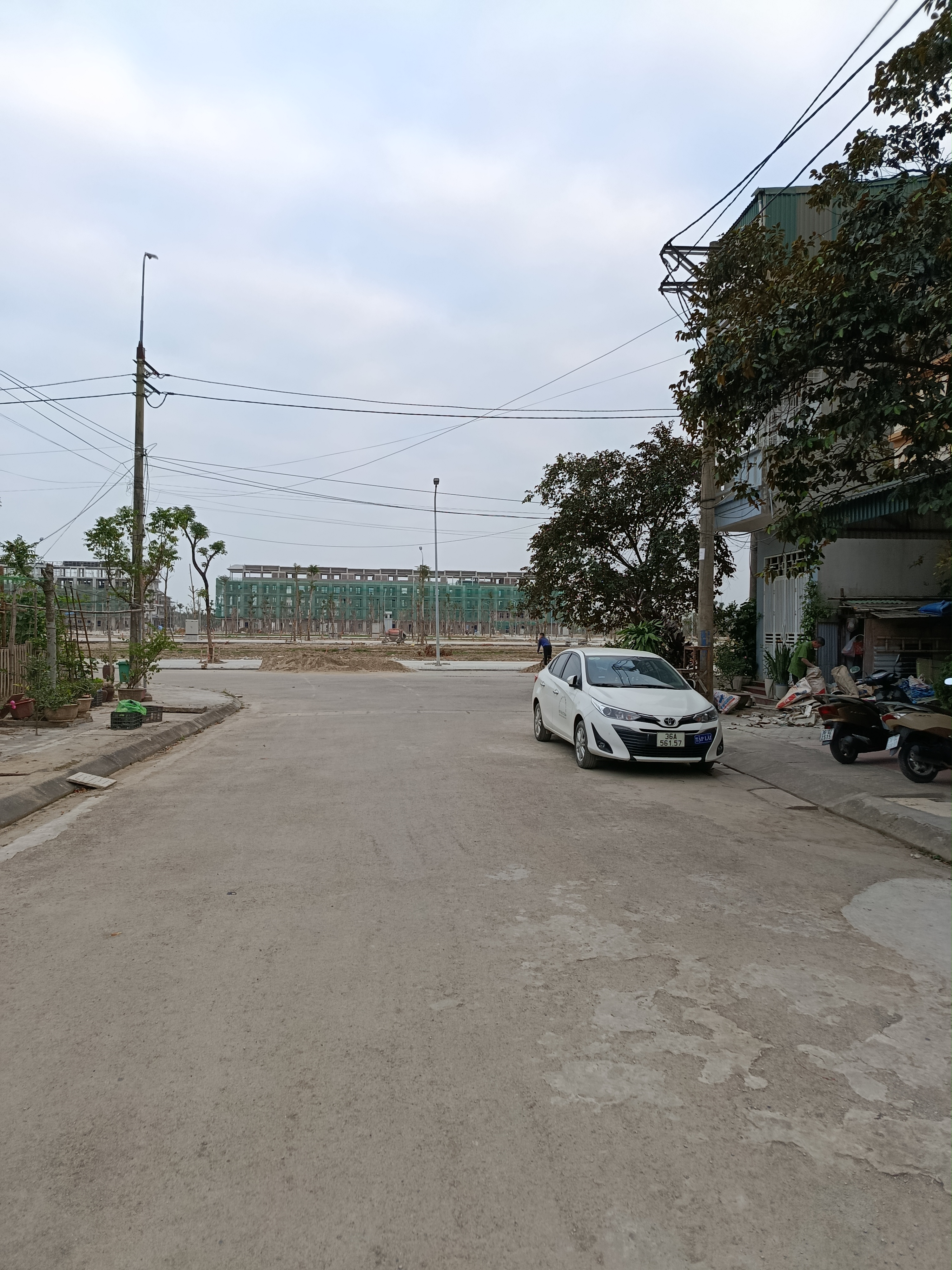 Bán Nhà 4,5 tỉ phía sau Phòng CSGT