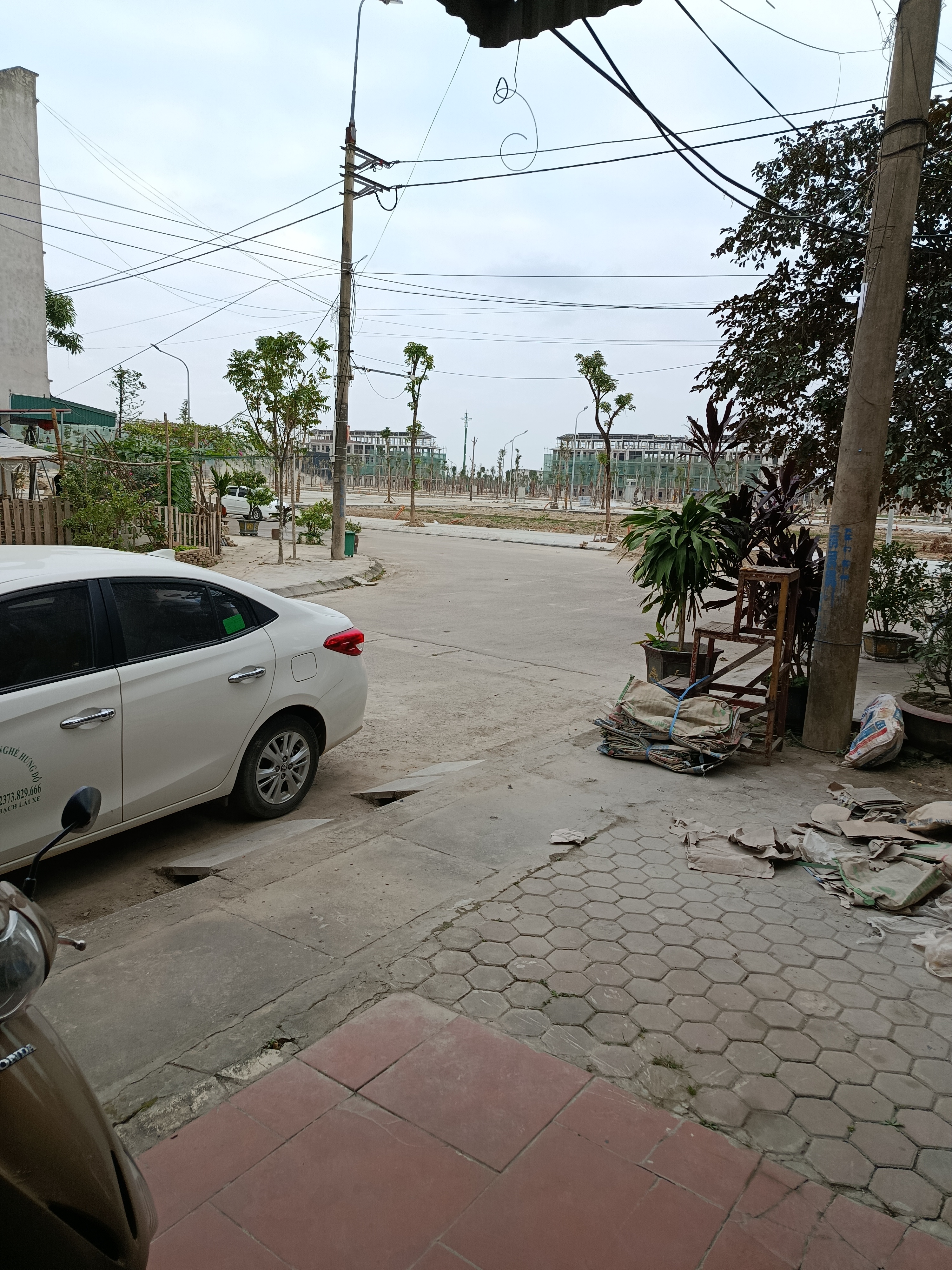 Bán Nhà 4,5 tỉ phía sau Phòng CSGT