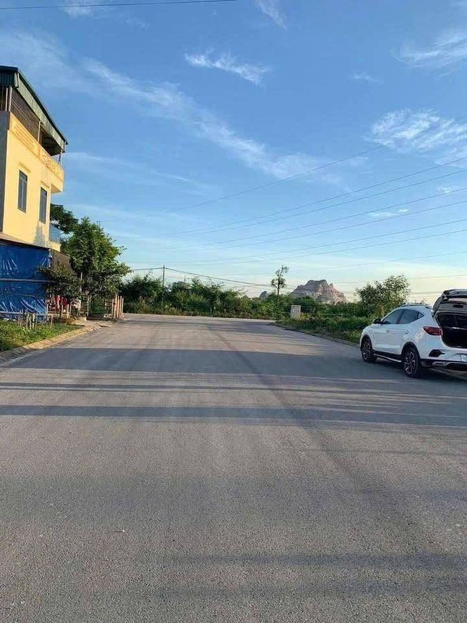 Bán lô đất tđc mb 1606 Núi Long 75m2, mặt tiền 5m, đường 9m vỉa hè rộng