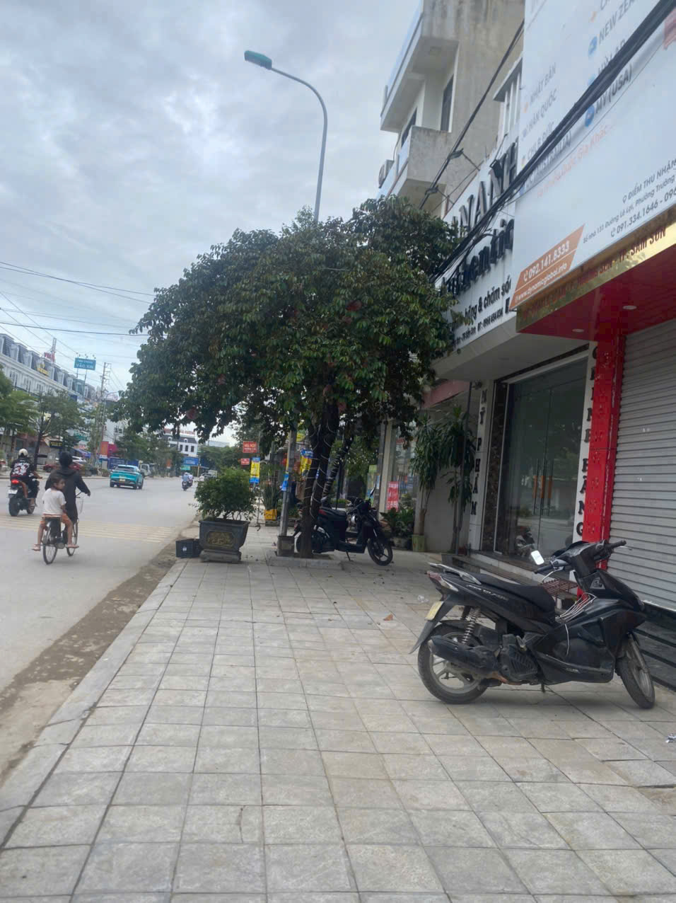 Bán nhà mặt đường Lê Lợi sầm sơn - 115m2, mặt tiền 4m, đang cho thuê kinh doanh, giá 5.55 tỷ