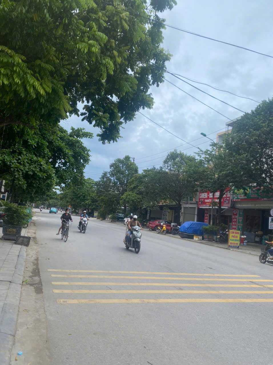 Bán nhà mặt đường Lê Lợi sầm sơn - 115m2, mặt tiền 4m, đang cho thuê kinh doanh, giá 5.55 tỷ