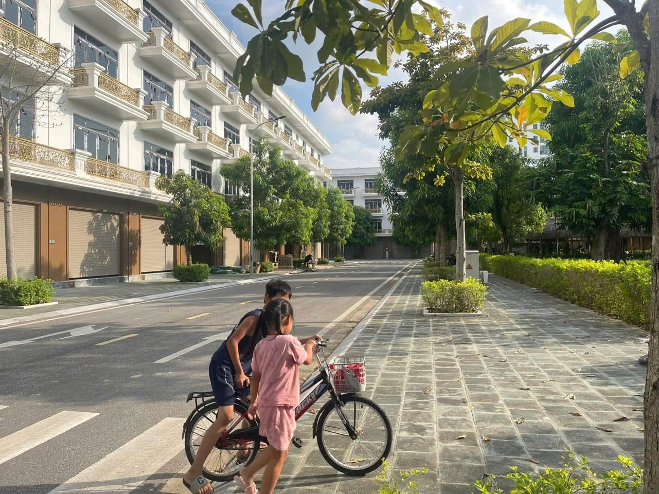 Nhà liền kề thấp tầng khu đô thị Xuân Hưng Thanh Hoá