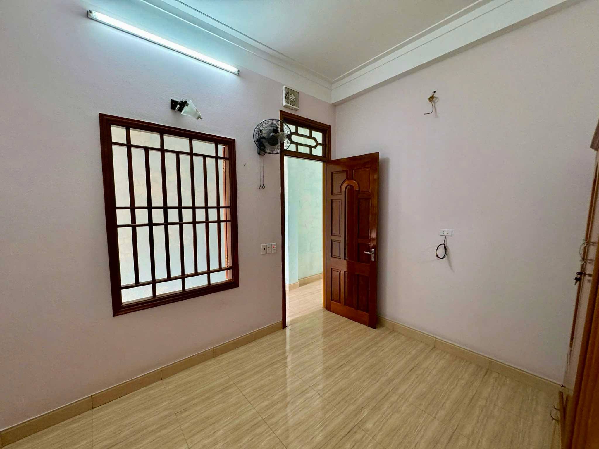 TP Thanh Hoá: Nhà 3 tầng mặt đường QL 1A - mua là lời