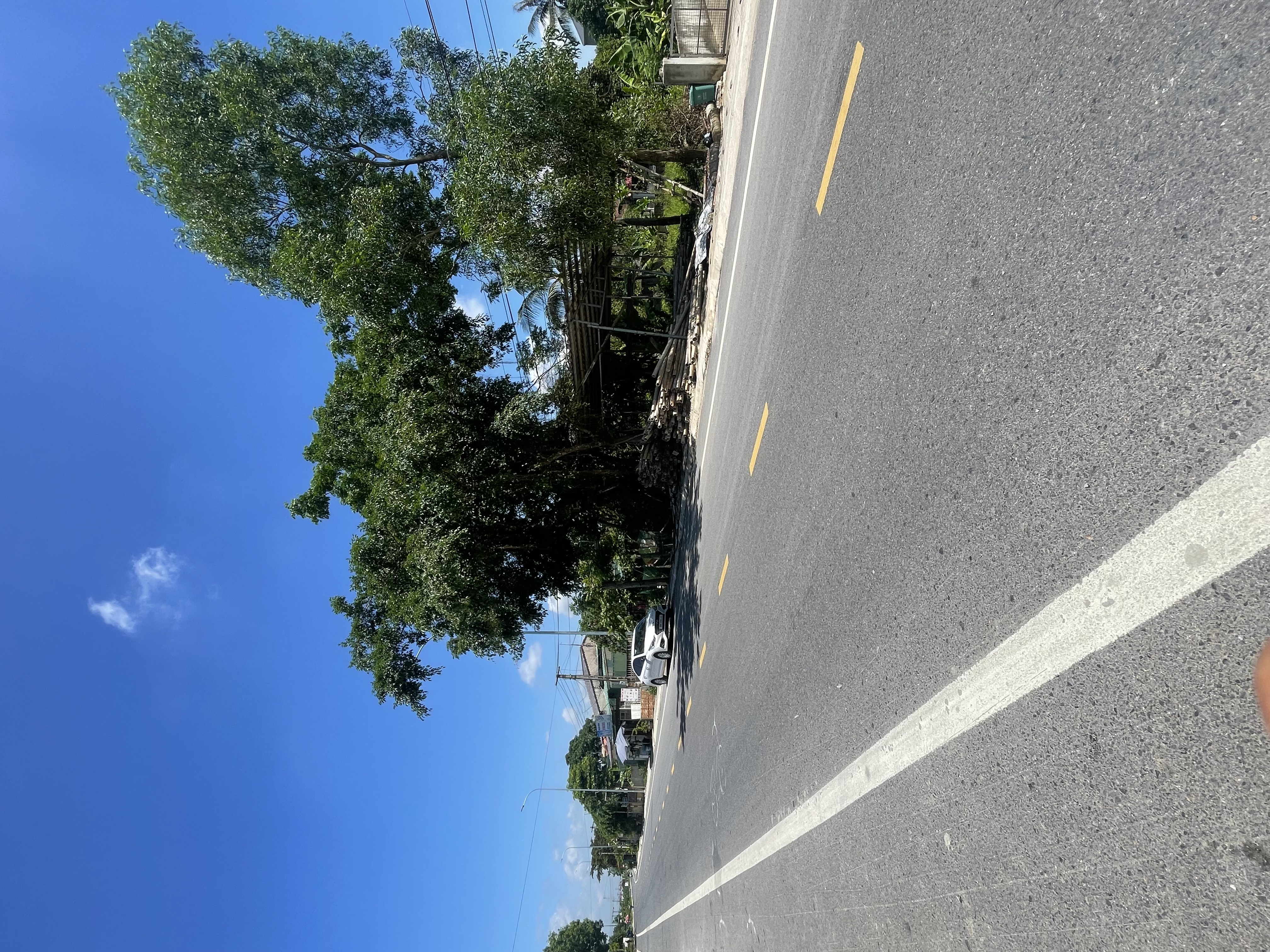 Cần bán lô đất trục đường Thanh Niên