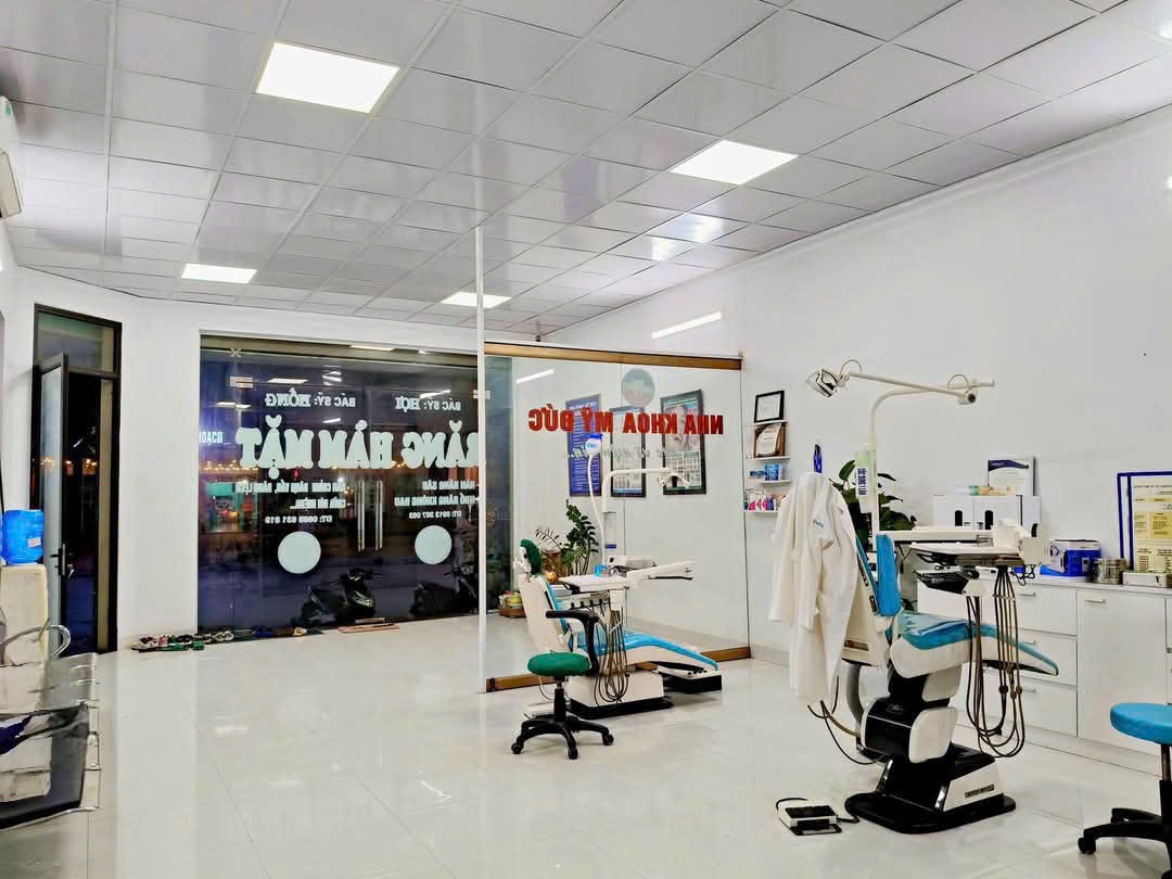 Căn nhà cực rộng rãi giá cực hời