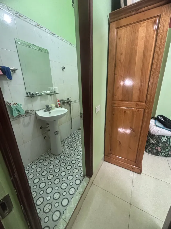 Nhà 2 tầng mặt đường 11m, gần chợ đầu mối, chuyên Lam Sơn